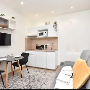 Studio Special Jo - Pigalle - Montmartre - Republique - 2 Pers Apartamento